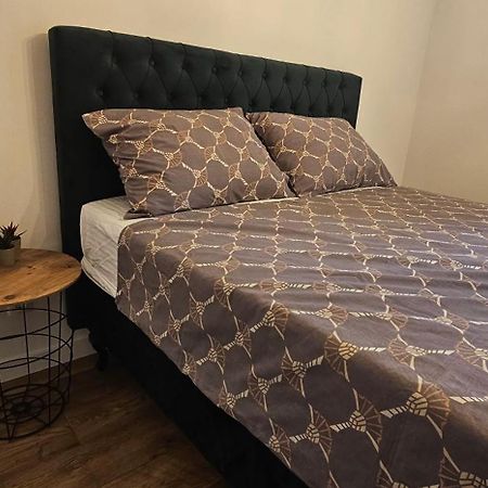 Bee Apartment Mostar Bagian luar foto